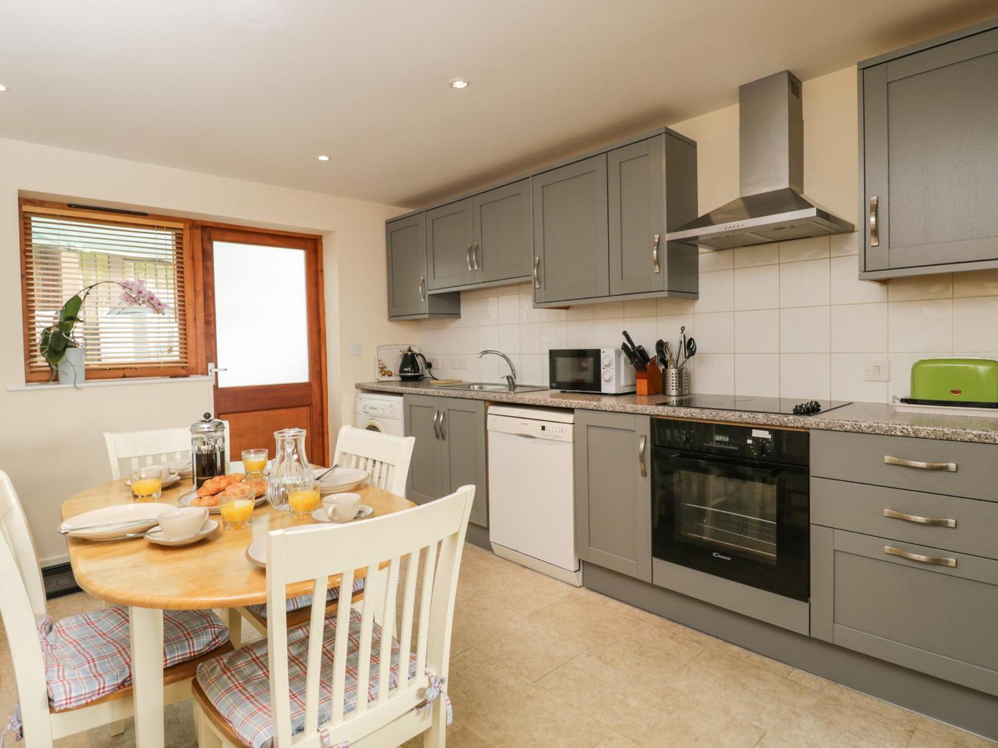 Brindle Cottage Lydiard Millicent Bagian luar foto